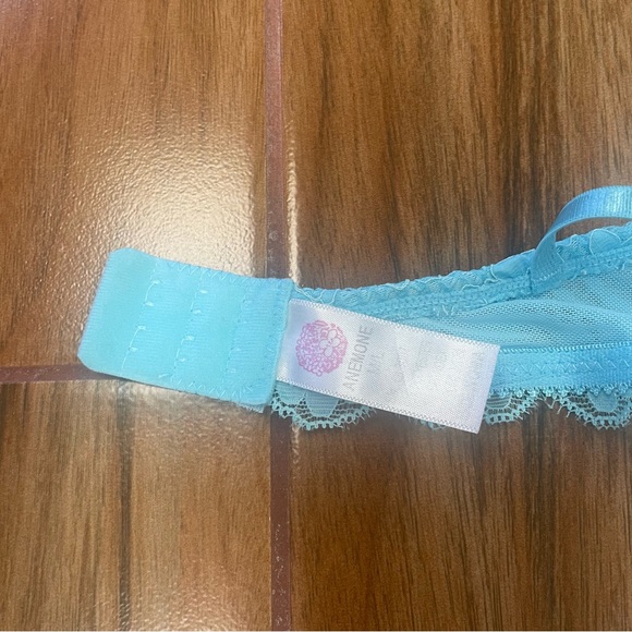 ⭐️ Lacy bralette with adjustable straps - Picture 5 of 5